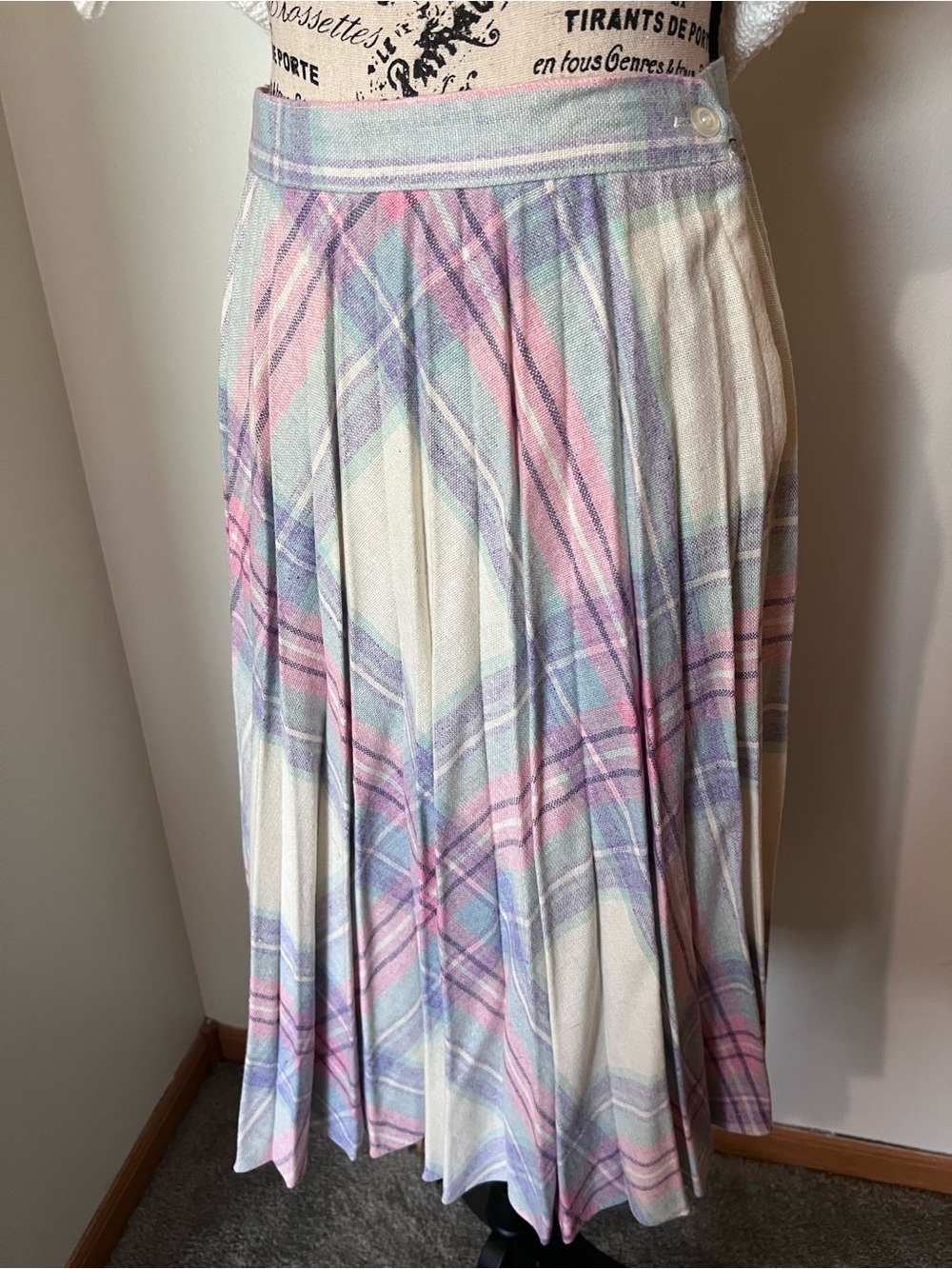 Vintage Freddie’s Best Pastel Plaid Pleated Wool Blend Skirt USA Made 11/12